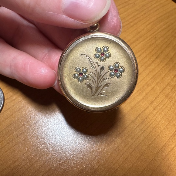 Jewelry - Antique Victorian Gold Filled Seed Pearl Floral Locket